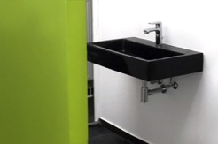 Mut für Bad und Farbe 